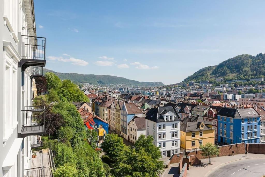 Elegant Bergen City Center Apartment - Ideal For Business Or Leisure Travelers Eksteriør billede